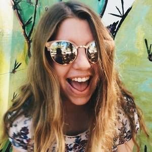 Meet your Posher, Abbie